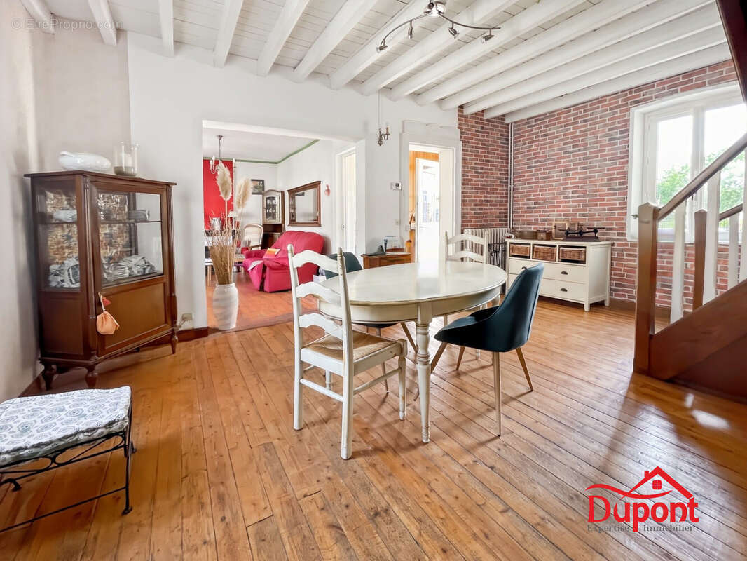 Maison 81 m² à Berzy-Le-Sec  - photo 2
