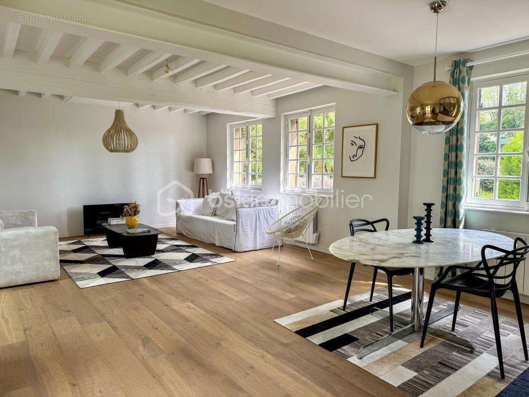 Maison à DOUVILLE-EN-AUGE