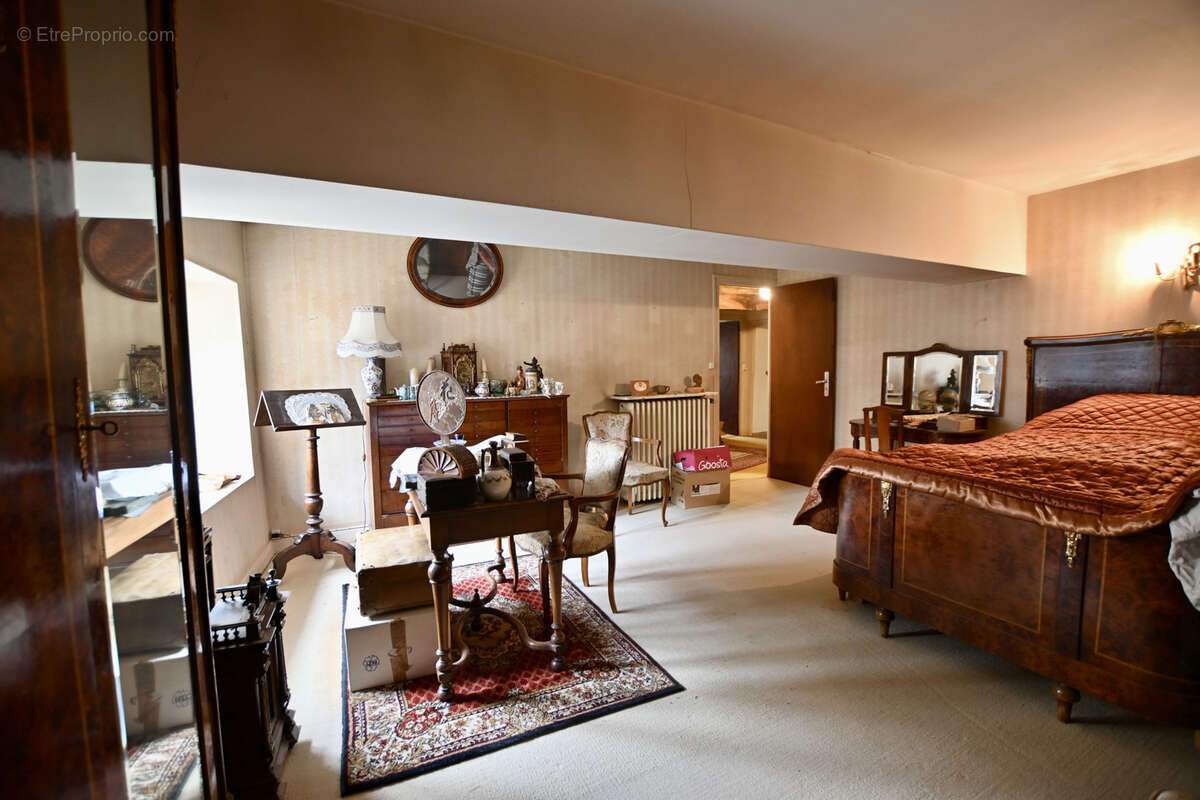 Maison à ASQUINS