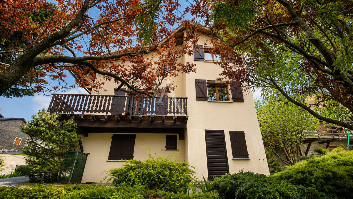 Maison à LES ANGLES