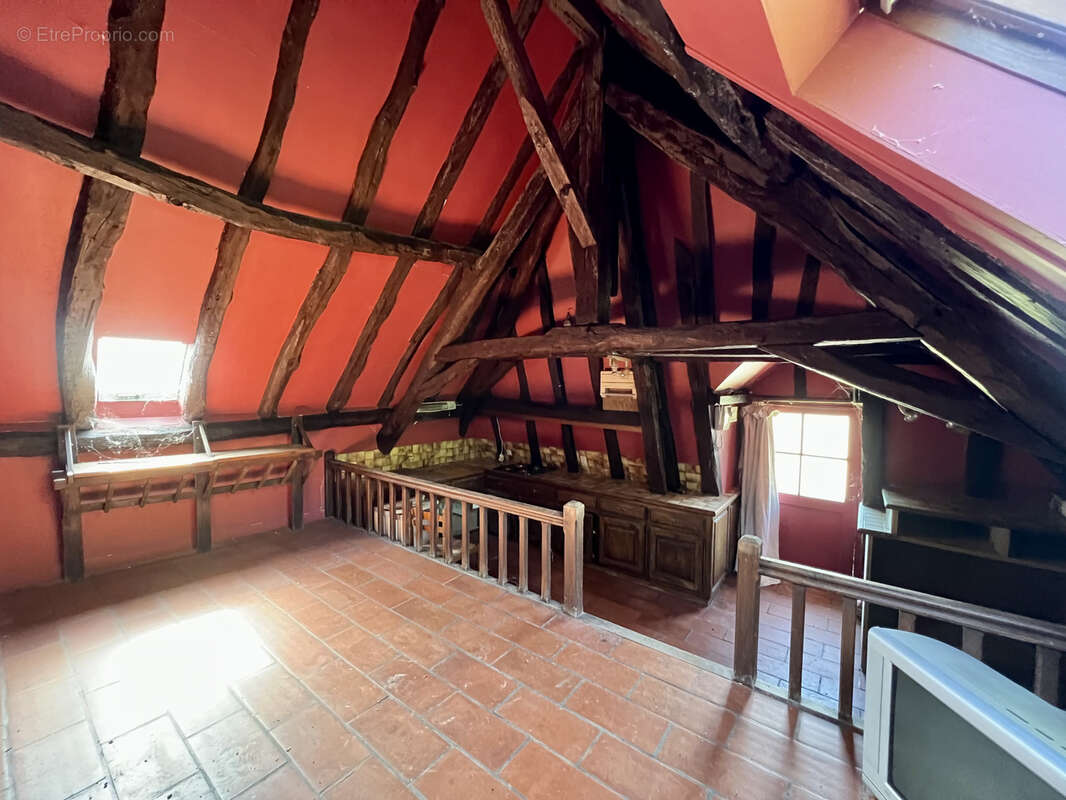 Maison à TERRASSON-LAVILLEDIEU