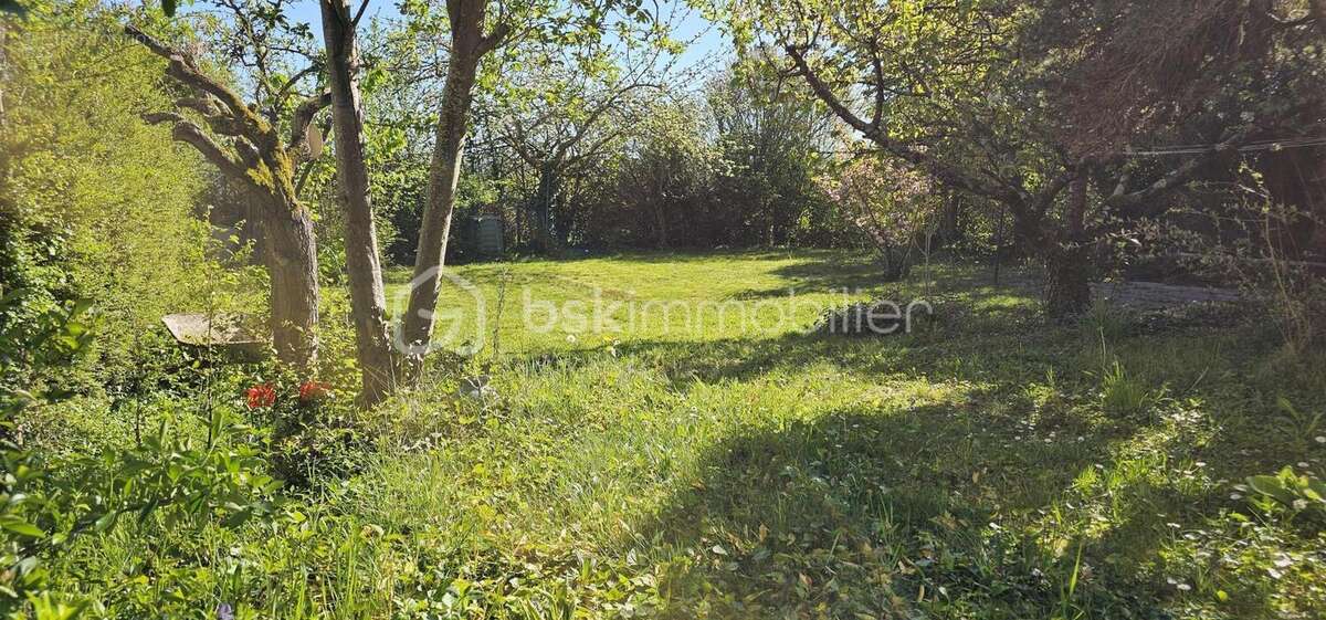 Maison à OLLAINVILLE