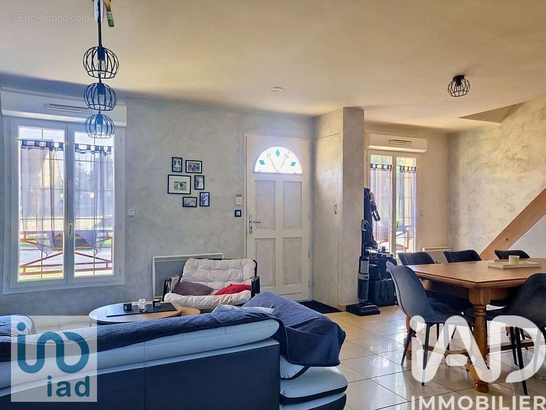 Maison 112 m² à Poilly-Sur-Tholon  - photo 4