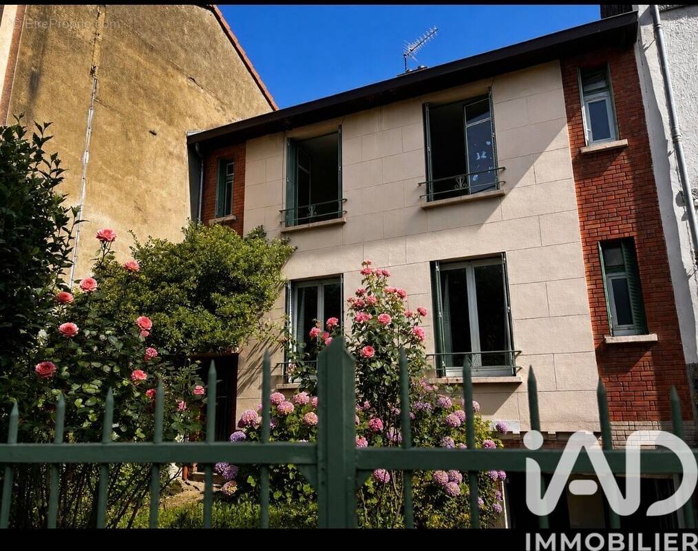 Photo 1 - Appartement à CLERMONT-FERRAND