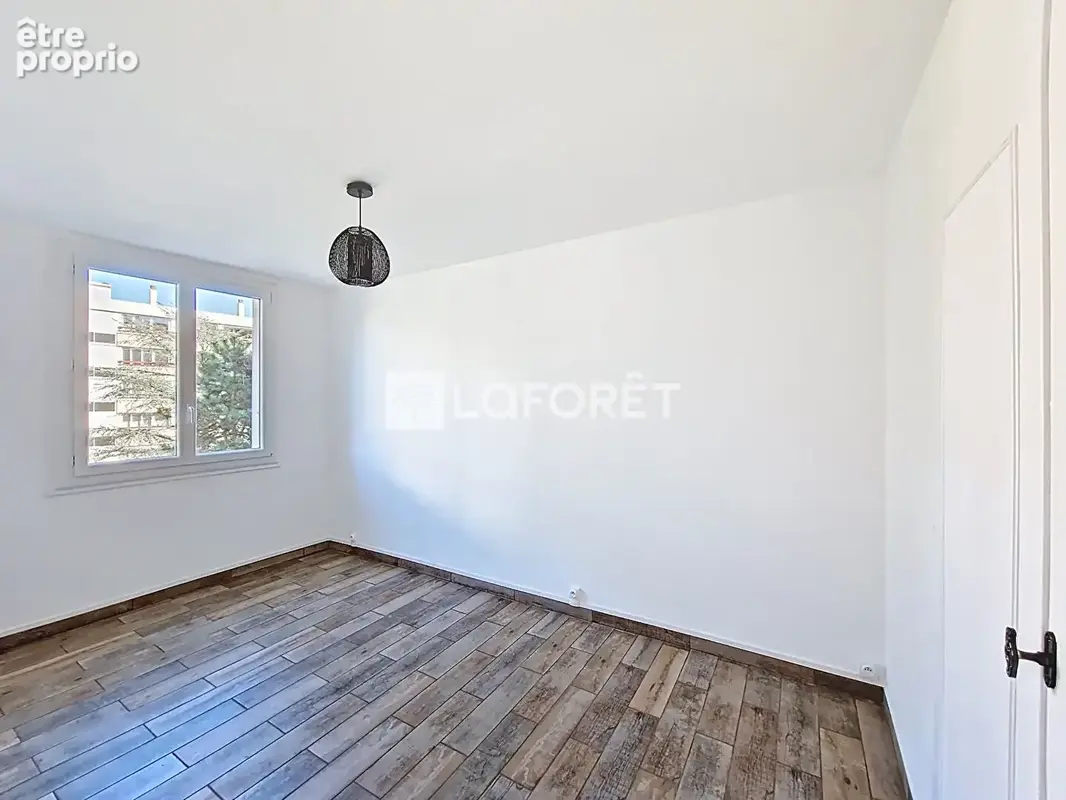 Appartement RENOVE Caluire Et Cuire 4 pièce(s) 68.60 m2 - photo 10