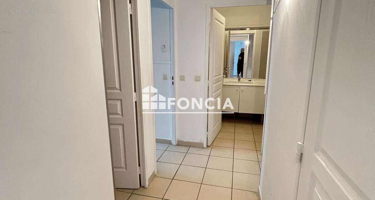Appartement à MARSEILLE-6E