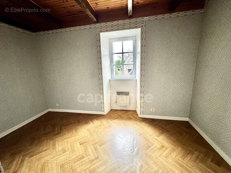Ensemble immobilier à rénover – Grand terrain – PLOUDIRY (29) - photo 8
