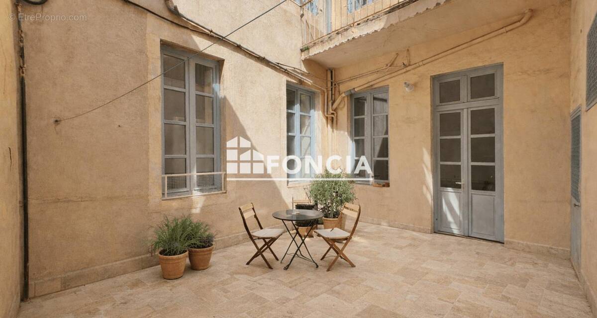 Appartement à NIMES