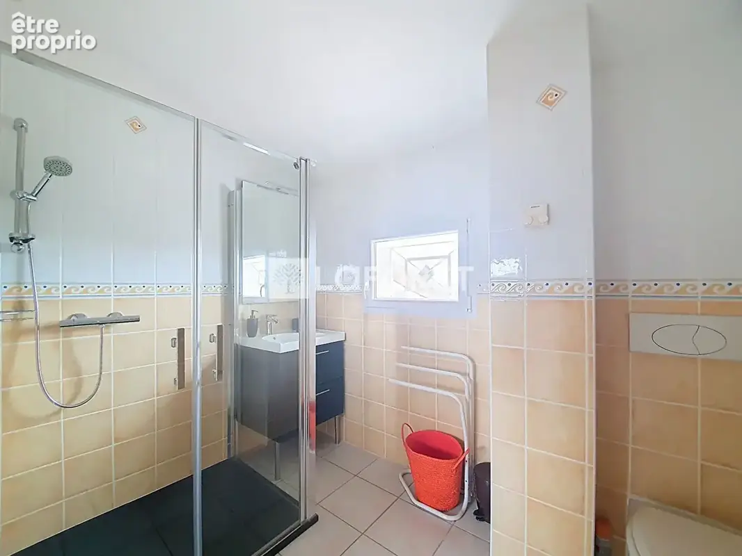 Villemur-sur-Tarn, maison de type 5, garage sur une parcelle de 7 460 m² environ - photo 18