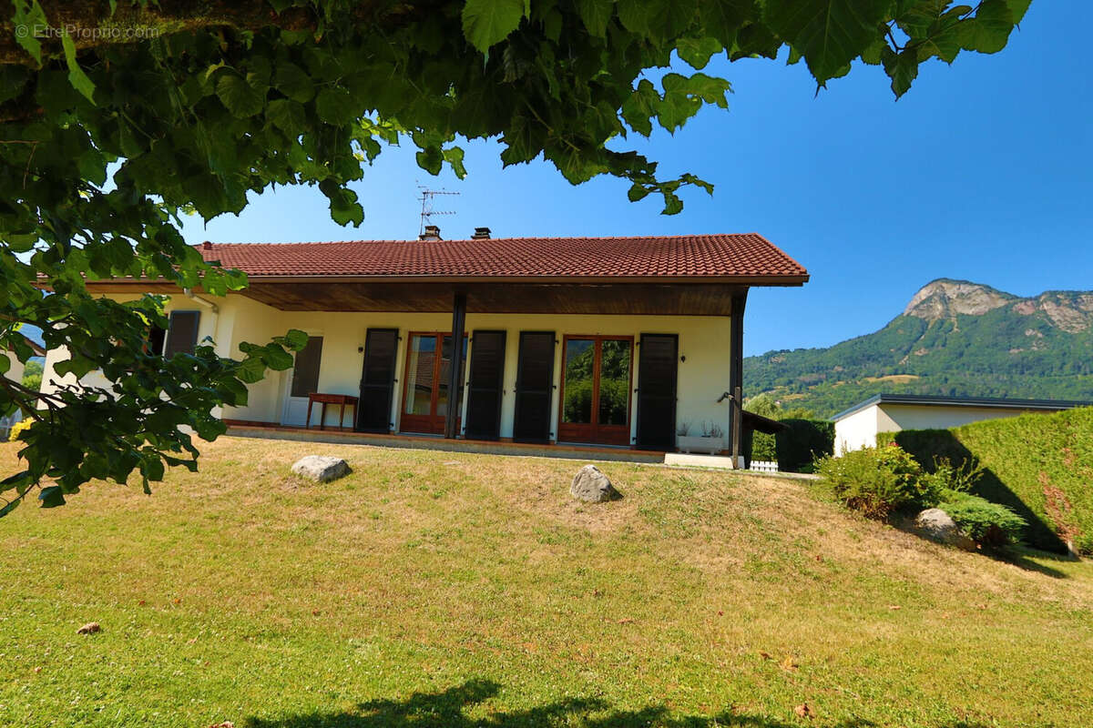 Maison 92 m² à Marnaz  - photo 5