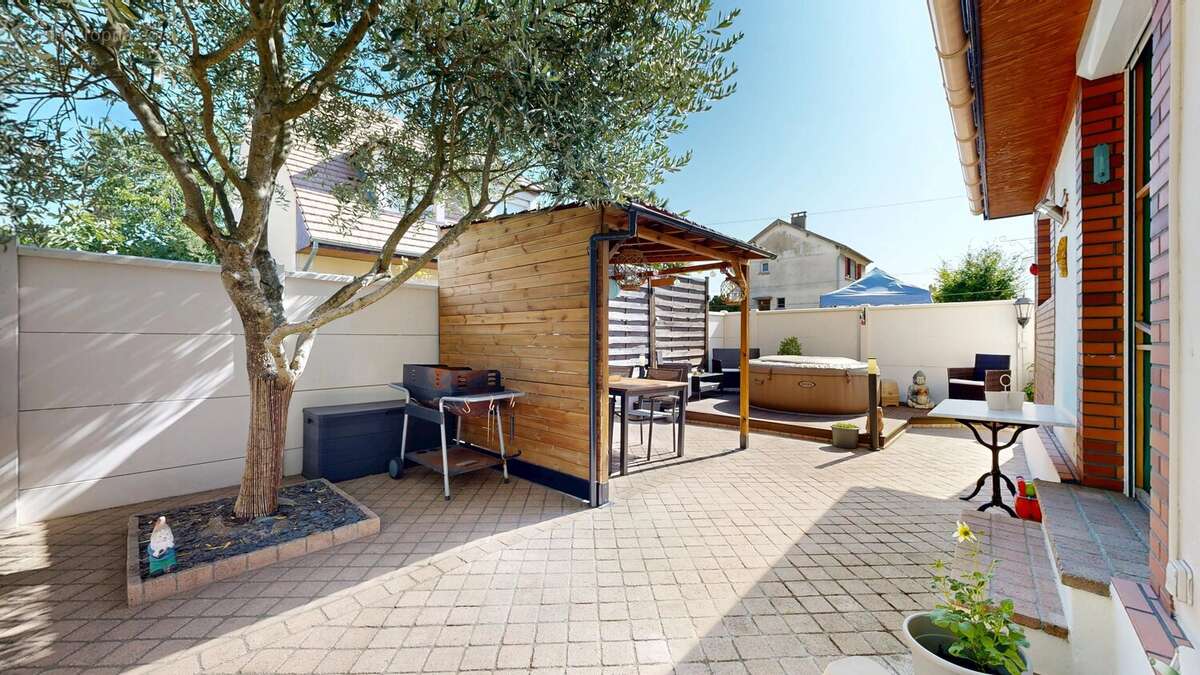 Maison 92 m² à Montfermeil  - photo 20