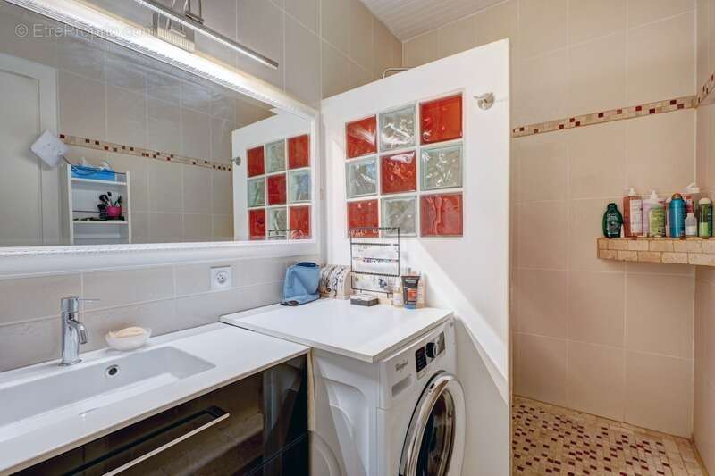 Appartement à LYON-9E