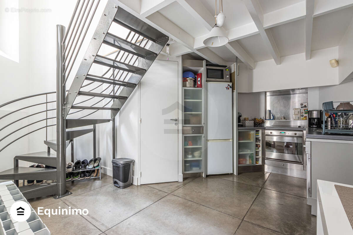 Appartement à PARIS-9E