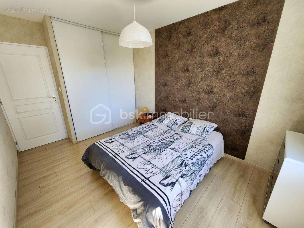 Maison à SAINT-GELAIS