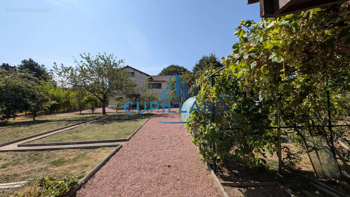 Côte roannaise - villa - photo 19
