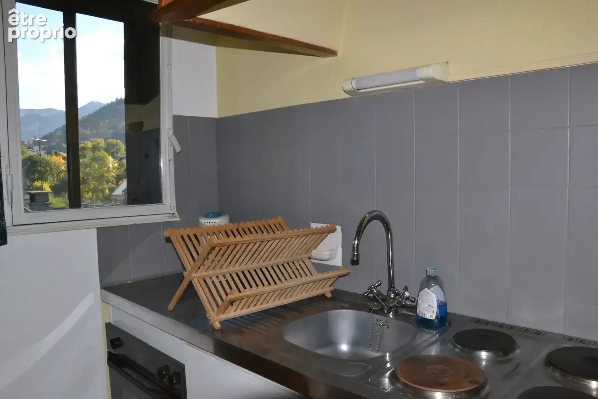 T2 de 29 m2 avec vues dégagées, parking et cave privative - photo 3
