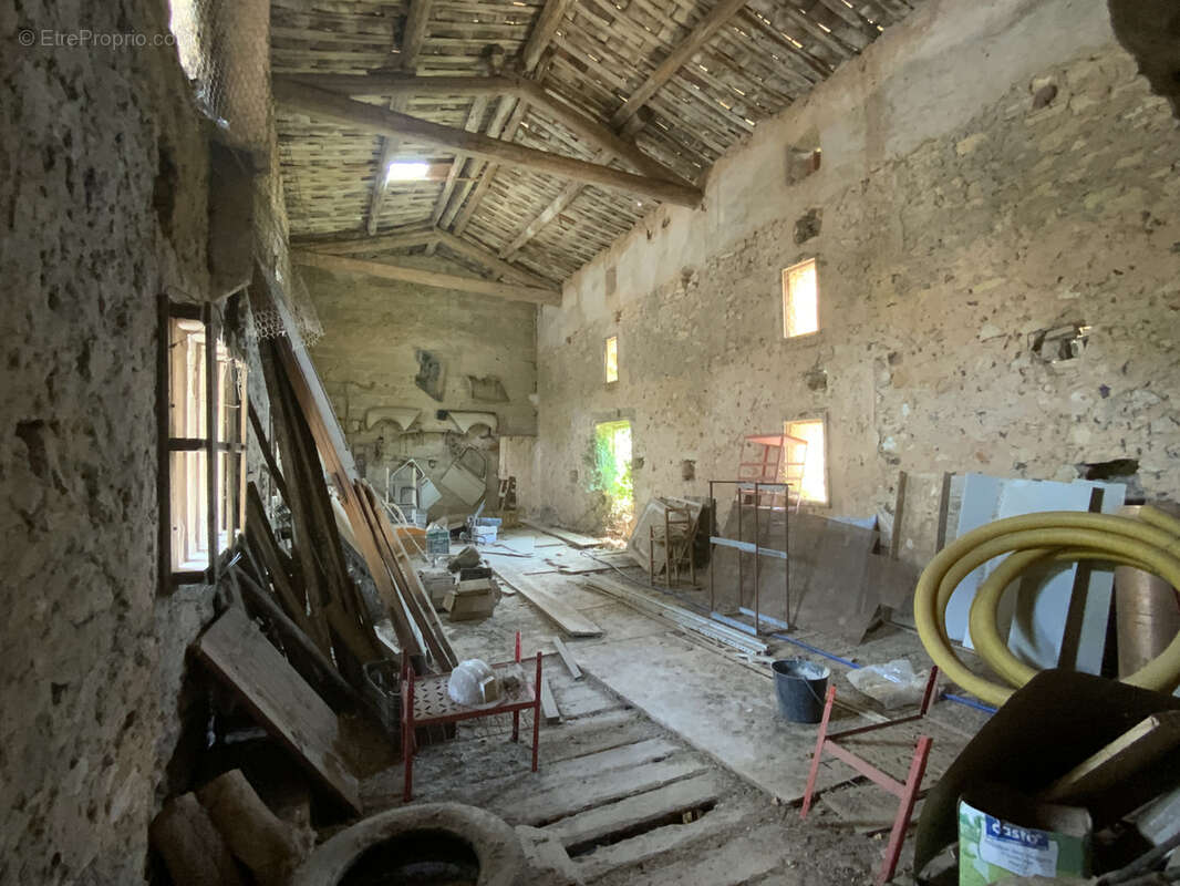 Maison de village en pierre 10 minutes d' Uzès. - photo 3