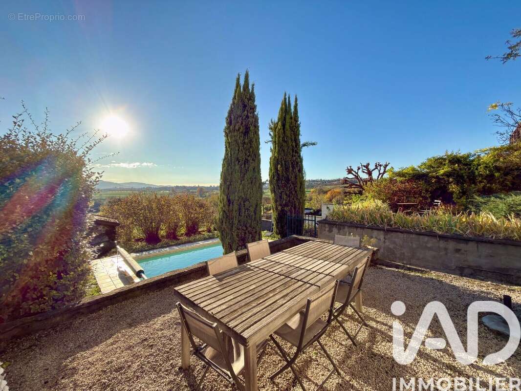 Photo 3 - Maison à LA MURETTE