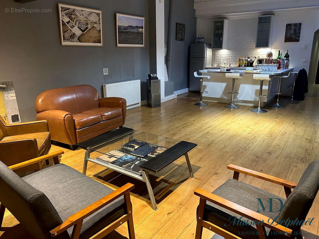 Commerce à PARIS-17E