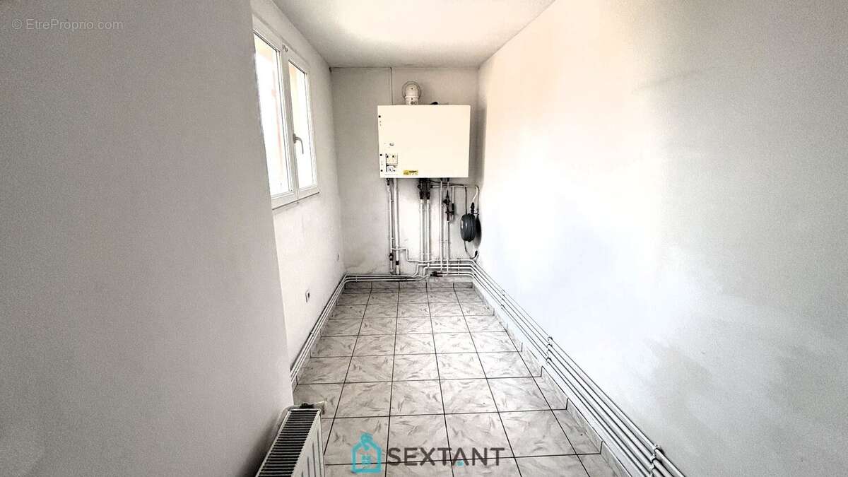 Plain-pied 2 chambres + 1 bureau - photo 8