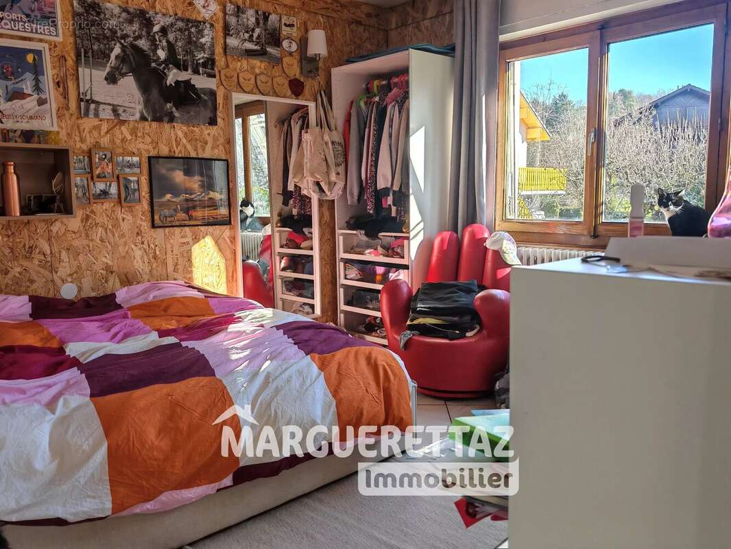 Maison à VETRAZ-MONTHOUX