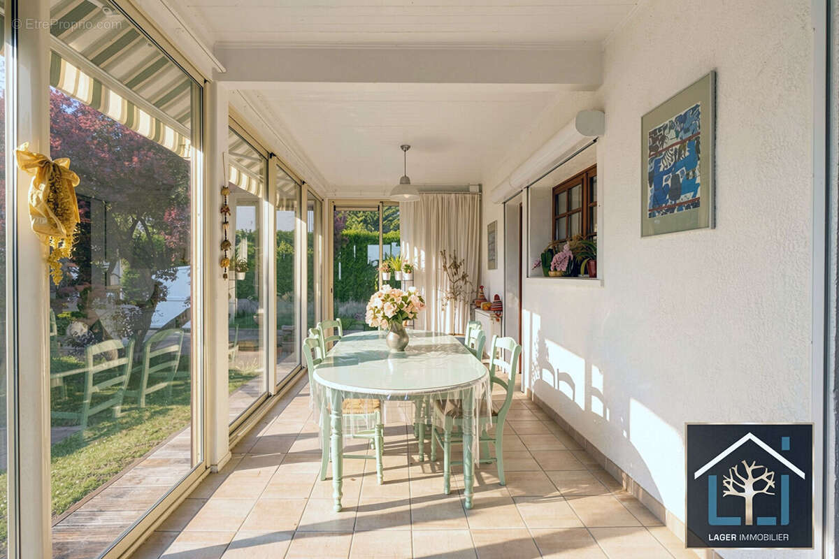 Maison à MONTLUEL