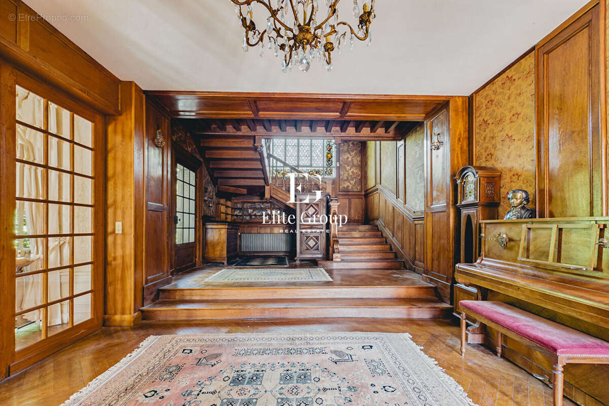 Maison à CHATEAUNEUF-SUR-CHARENTE