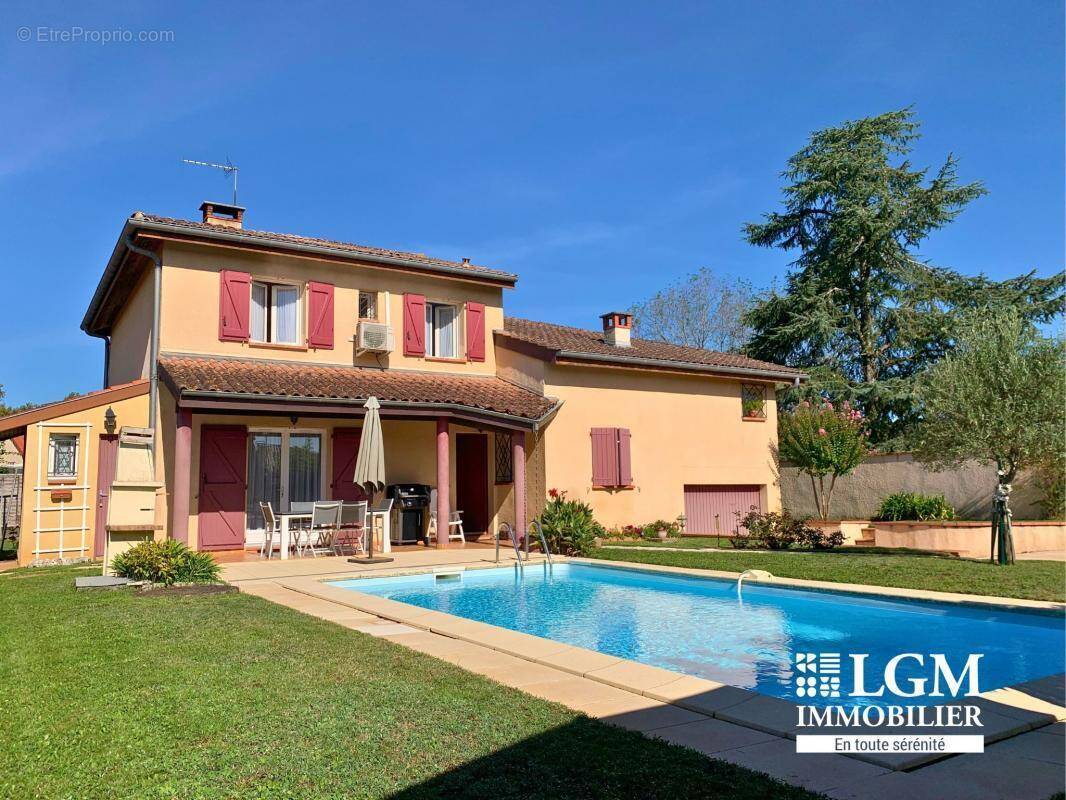 Maison à SAINT-SULPICE