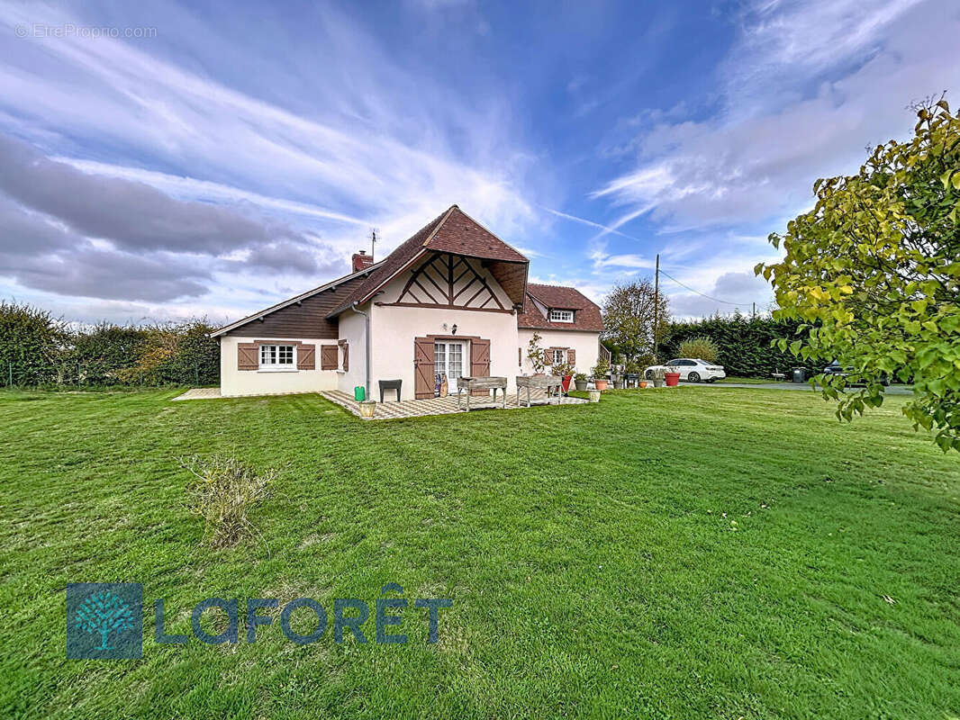 Maison à LES BAUX-DE-BRETEUIL