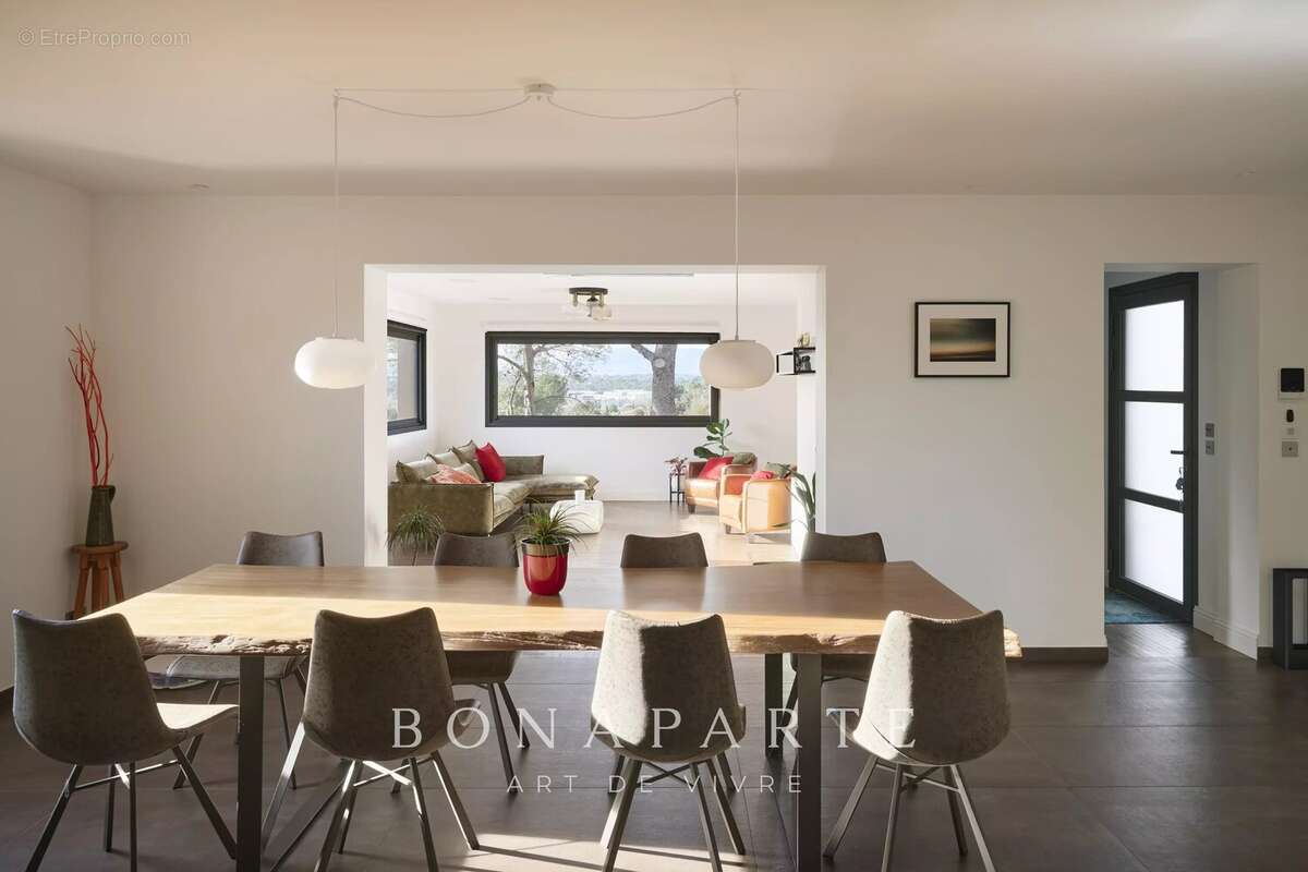 Villa 7 pièces avec piscine - Fréjus - photo 5