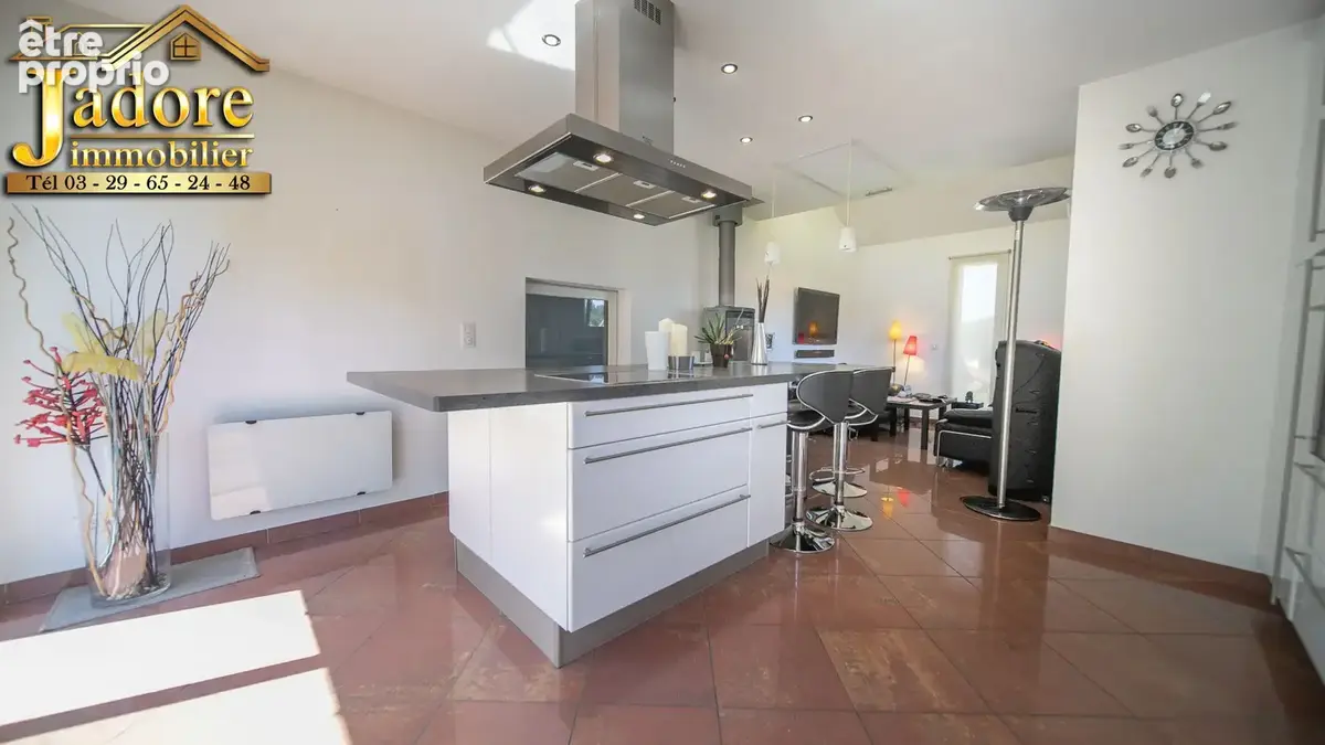 EXCLUSIVITE ! VILLA + Piscine dans cadre magnifique - photo 2
