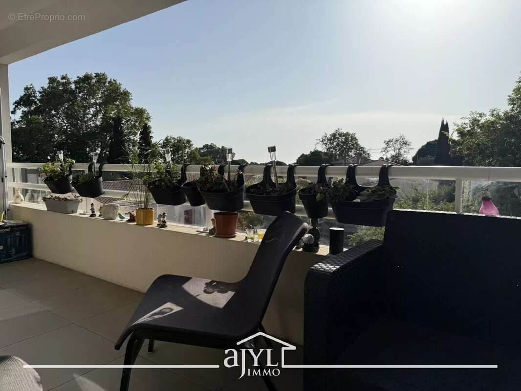 Appartement à MARSEILLE-12E