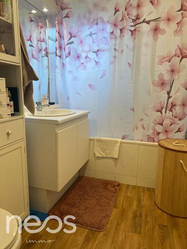 Appartement à VAIRES-SUR-MARNE