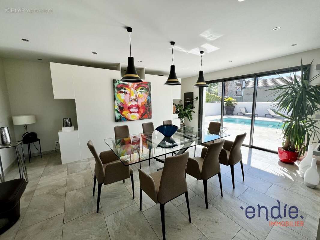 Maison à CHATELLERAULT