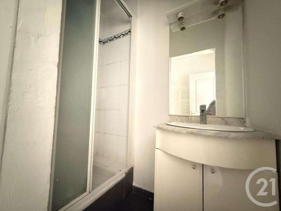 Appartement à FONTENAY-SOUS-BOIS