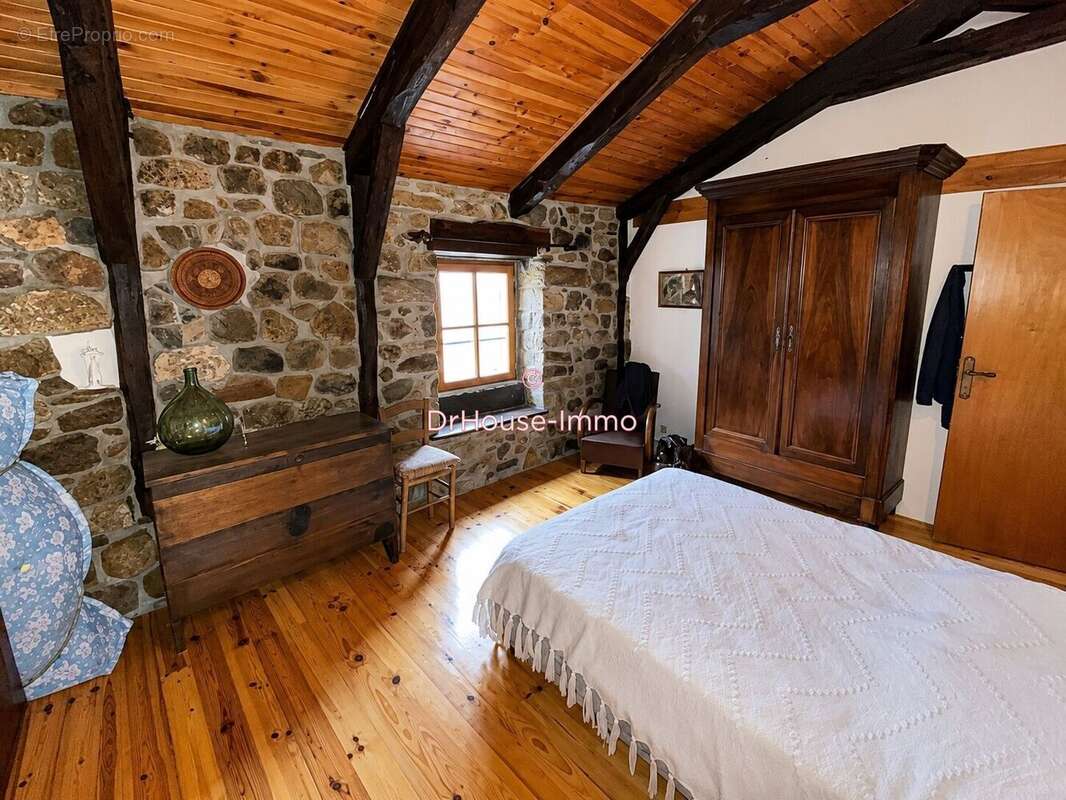 Maison 68 m² à Pereyres  - photo 26