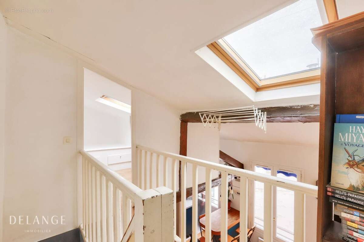 Appartement à PARIS-18E