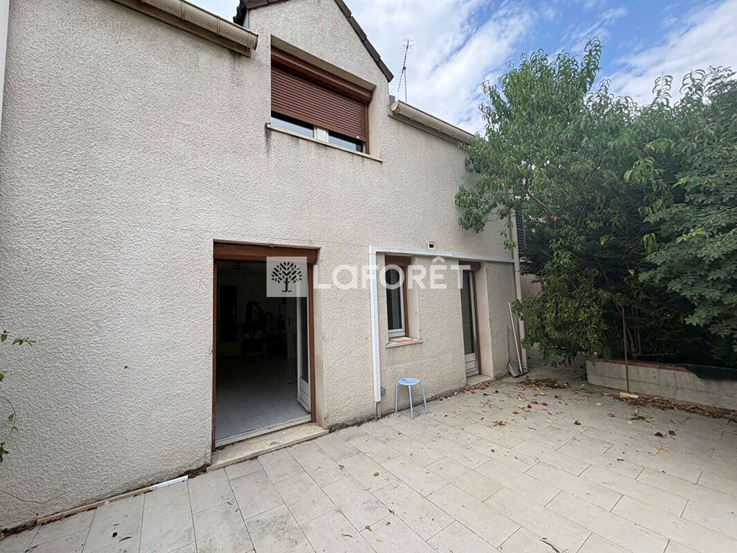 Maison Pontault Combault 6 pièce(s) 90 m2 - photo 8
