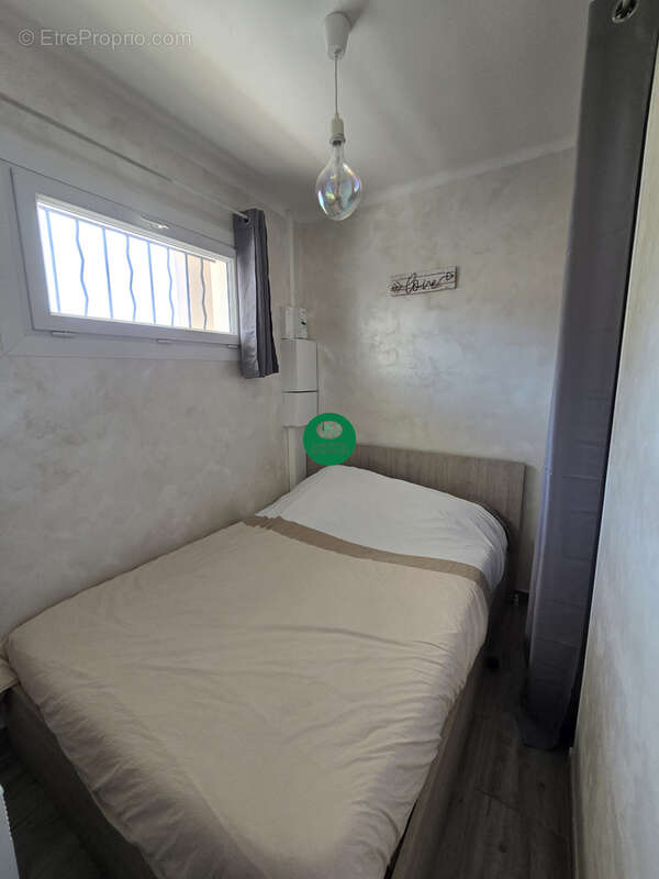 Appartement à SIX-FOURS-LES-PLAGES