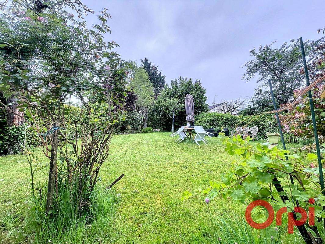 Maison à SAINT-AMAND-MONTROND