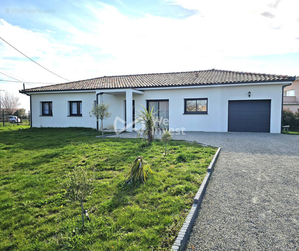 Maison à CASTELSARRASIN