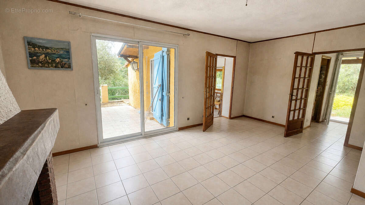 Maison à BARJOLS