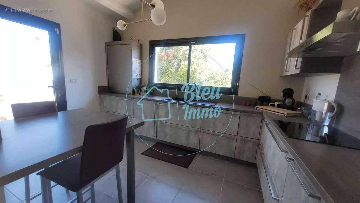 Maison 138 m² à Nimes  - photo 8