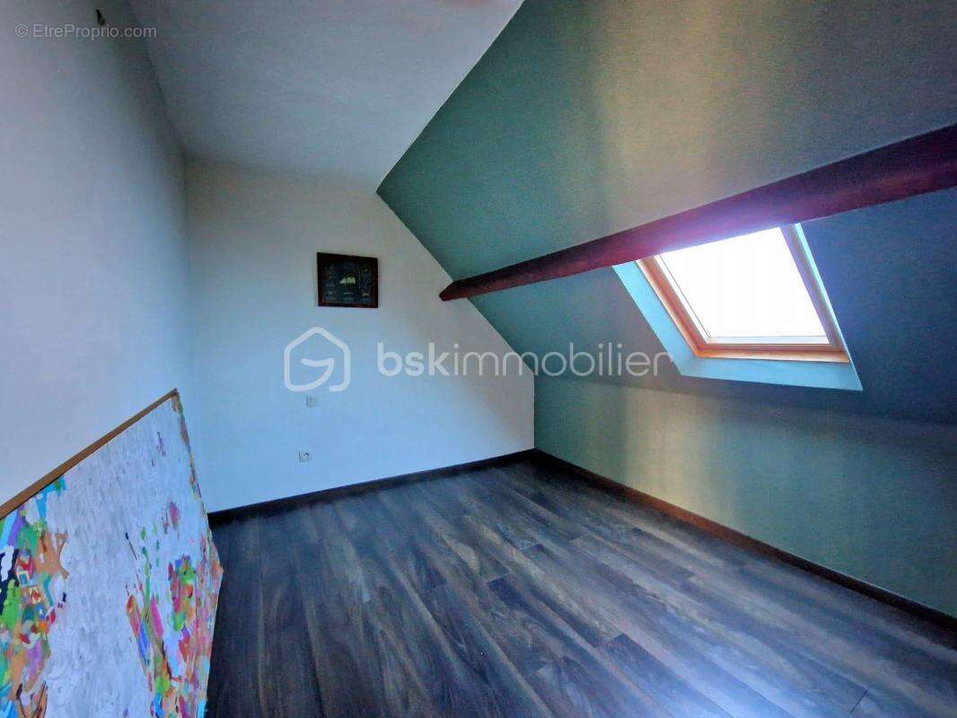 Maison à BAZAINVILLE