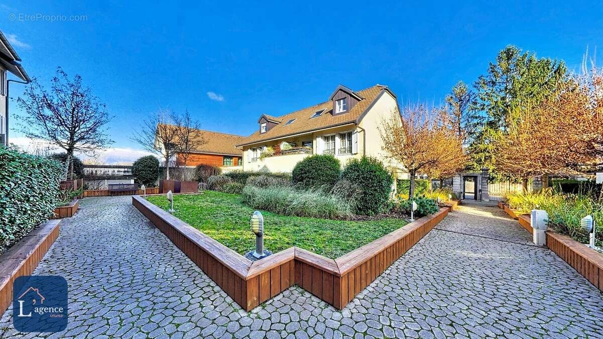 Appartement à FERNEY-VOLTAIRE