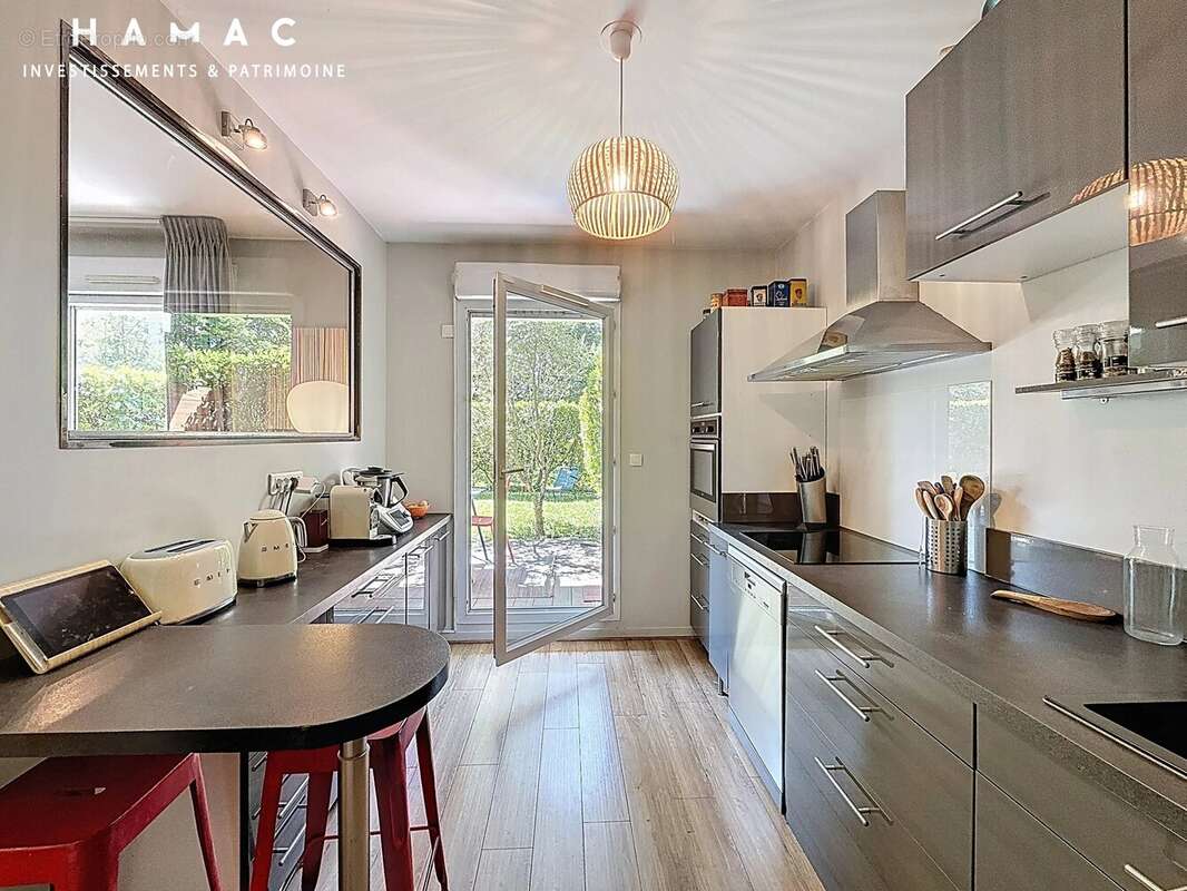 Appartement à TASSIN-LA-DEMI-LUNE