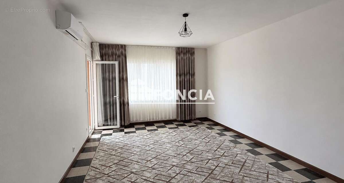 BÉZIERS – Secteur Médiathèque / IUT – Appartement T4 vendu loué - photo 2