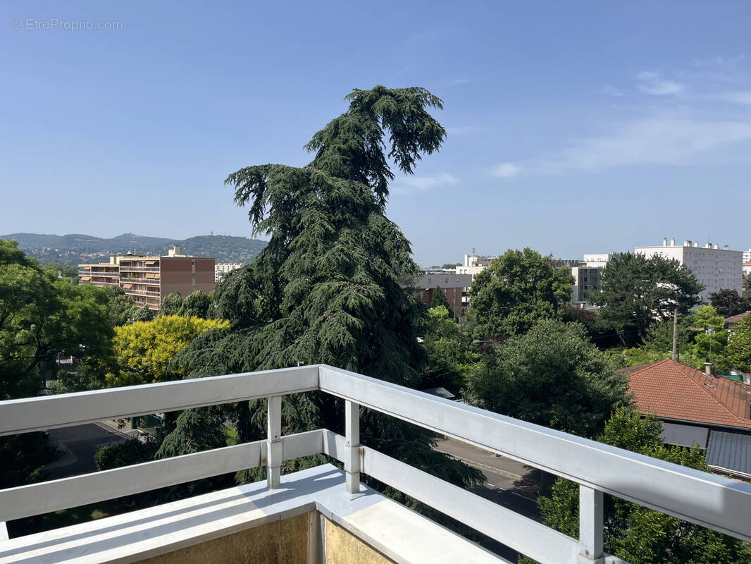 Appartement à CALUIRE-ET-CUIRE