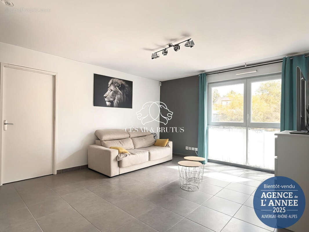 Appartement à SAINT-PRIEST