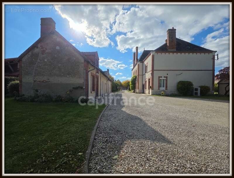 Maison à VARENNES-CHANGY